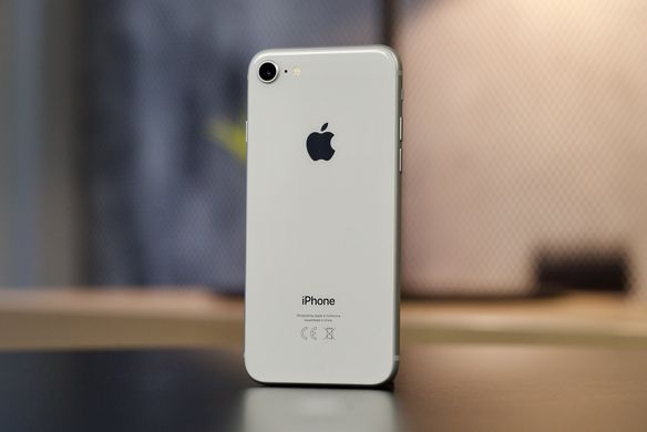 Apple iPhone 8 64GB Silver (MQ6L2) б/у